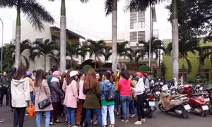 Bao giờ giải quyết được vụ hơn 500 giáo viên mất việc ở Krông Pắk?