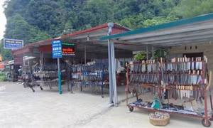 Độc đáo làng nghề Phúc Sen – nơi người dân sống bằng nghề làm dao