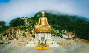 Miễn phí tham quan Di tích Yên Tử trong 2 ngày Đại lễ tưởng niệm 710 năm Phật hoàng Trần Nhân Tông nhập niết bàn
