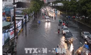 Mưa lớn trên diện rộng gây ngập nhiều nơi tại Thành phố Hồ Chí Minh