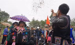 Độc đáo Lễ cưới của dân tộc Bố Y