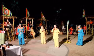 Bảo tồn, phát huy giá trị di sản Bài Chòi xứ Huế