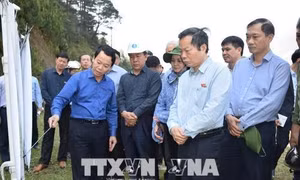 Phó Chủ tịch Quốc hội Phùng Quốc Hiển làm việc tại tỉnh Yên Bái