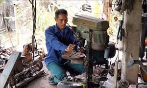 Nguyễn Văn Hoàn - “Nhà sáng chế” của nông dân