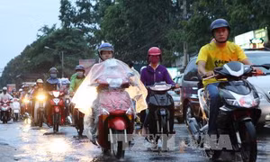 Thời tiết ngày 5/7: Đến ngày 6/7, khả năng xuất hiện một vùng xoáy thấp gây mưa ở Bắc Bộ