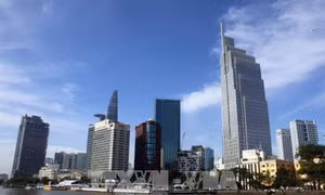 Thành phố Hồ Chí Minh và bài toán giảm áp lực lên đô thị