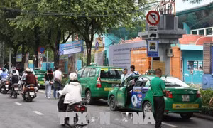 Thành phố Hồ Chí Minh thí điểm các vị trí đón taxi trong khu vực trung tâm