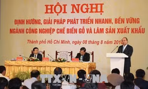 Đưa chế biến gỗ và lâm sản trở thành một ngành sản xuất, xuất khẩu mũi nhọn