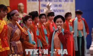 Về Tân Hội nghe hát chèo tàu