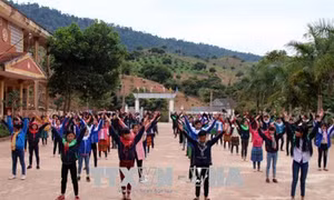 Sơn La tích cực phòng, chống rét cho học sinh vùng cao
