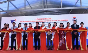 Đưa nhà máy điện mặt trời có công suất 35 MW đầu tiên tại Việt Nam vào hoạt động
