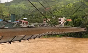 Hàng nghìn người dân Sơn La bị ảnh hưởng vì cầu treo tuột cáp