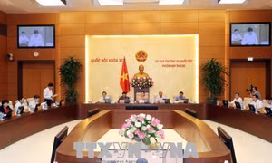 Phiên họp thứ 26 Ủy ban Thường vụ Quốc hội: Tiến hành chất vấn và trả lời chất vấn đối với Bộ trưởng, Chủ nhiệm Ủy ban Dân tộc Đỗ Văn Chiến