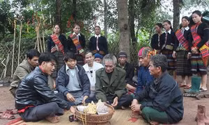 Tục thờ “linh hồn người sống” của người Vân Kiều