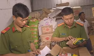 Đắk Lắk phát hiện hơn 10 tấn hạt nêm, bột ngọt không rõ nguồn gốc