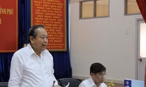 Phó Thủ tướng Thường trực Chính phủ Trương Hòa Bình kiểm tra công tác cải cách hành chính tại Thành phố Hồ Chí Minh