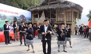 Tiếng chuông gọi mùa Xuân