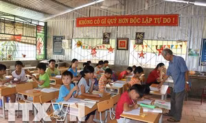 Lớp học đặc biệt ở vùng biên Bù Đốp