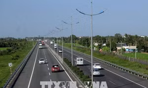 Long An tập trung mọi nguồn lực phát triển hạ tầng giao thông