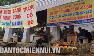 Sôi động "Chợ phiên vùng cao" đón chào năm mới 2019