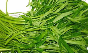 Bí kíp luộc rau muống giòn ngon, không bị thâm đen