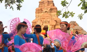 Ninh Thuận bảo tồn và phát huy bản sắc văn hóa truyền thống các dân tộc
