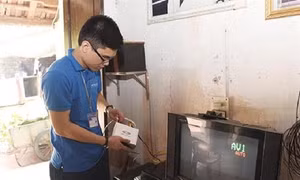 Tiếp tục hỗ trợ đầu thu truyền hình số cho các hộ nghèo, cận nghèo