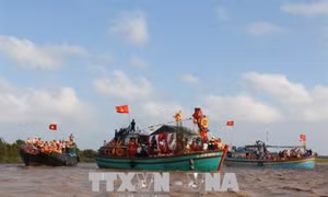 Tưng bừng lễ hội Nghinh Ông ở Bạc Liêu