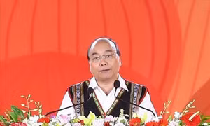 Thủ tướng Nguyễn Xuân Phúc dự Festival văn hóa Cồng chiêng Tây Nguyên năm 2018