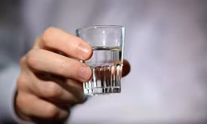 Nghiên cứu toàn diện về uống rượu cho thấy không uống là tốt nhất