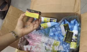 Tiếp tục thu giữ các sản phẩm của doanh nghiệp chế thực phẩm chức năng hỗ trợ điều trị ung thư từ bột than tre