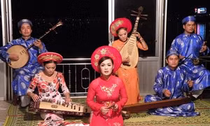 Phát triển loại hình ca Huế thính phòng 