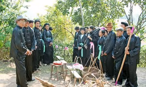 “Lễ lên đồng” của người Sán Dìu ở Quảng Ninh