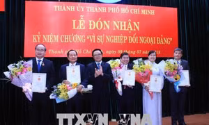 Thành ủy Thành phố Hồ Chí Minh: Nhiều tập thể, cá nhân vinh dự được nhận Kỷ niệm chương “Vì sự nghiệp đối ngoại Đảng”