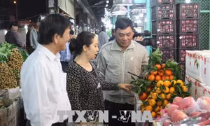 Chợ đầu mối nông sản thực phẩm Thành phố Hồ Chí Minh tăng nguồn cung phục vụ Tết