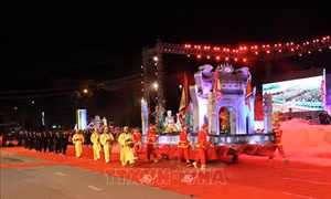 Tưng bừng khai mạc Lễ hội Văn hóa Du lịch xứ Đông - chào đón năm mới 2019