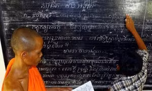 Trà Vinh dành hơn 2 tỷ đồng mỗi năm hỗ trợ dạy và học chữ Khmer trong nhà chùa