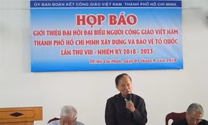 Tiếp tục làm tốt vai trò là cầu nối, đoàn kết đồng bào công giáo xây dựng và bảo vệ Tổ quốc