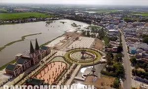 Sớm xây dựng hồ sơ đề nghị UNESCO công nhận “Lễ hội Miếu Bà Chúa Xứ Núi Sam” là Di sản văn hóa phi vật thể của nhân loại