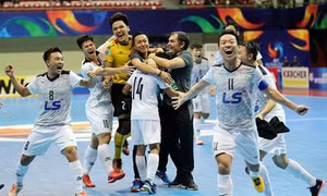 Thành phố Hồ Chí Minh thưởng “nóng” 500 triệu đồng cho Câu lạc bộ Futsal Thái Sơn Nam