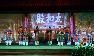 Khai thác tốt tour du lịch "Huế - một điểm đến 5 di sản"