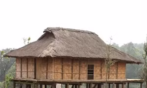 Đặc trưng nhà sàn của dân tộc Kháng