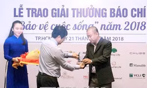 Trao Giải thưởng báo chí "Bảo vệ cuộc sống 2018"