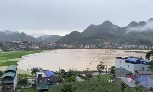 Mưa lũ làm một người mất tích và gây nhiều thiệt hại tại huyện Mường Khương