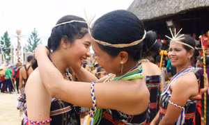 Gió thơm miền thổ cẩm