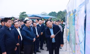 Thủ tướng Phạm Minh Chính dự lễ khởi công, khảo sát các dự án hạ tầng tại Lào Cai