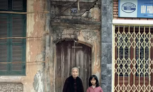 67 Phố Triệu Việt Vương, 1991, Ảnh: William E. Crawford