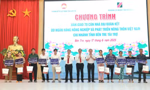 Trao nhà tình nghĩa, lan tỏa tinh thần vì người nghèo