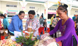 Tết Chôl Chnăm Thmây gắn kết nghĩa tình quân dân