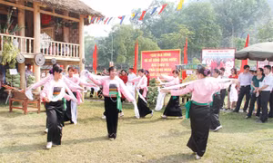 Đồng bào Mường huyện Thanh Sơn bảo tồn và phát huy giá trị văn hóa của dân tộc. Ảnh:baophutho.vn